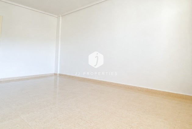 Segunda mano - Chalet -
Ciudad Quesada - Costa Blanca