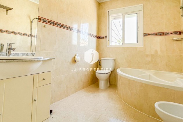 Segunda mano - Chalet -
Ciudad Quesada - Costa Blanca