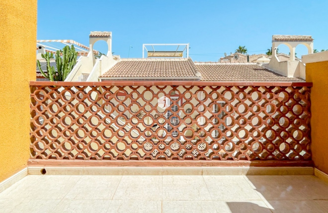 Segunda mano - Chalet -
Ciudad Quesada - Costa Blanca