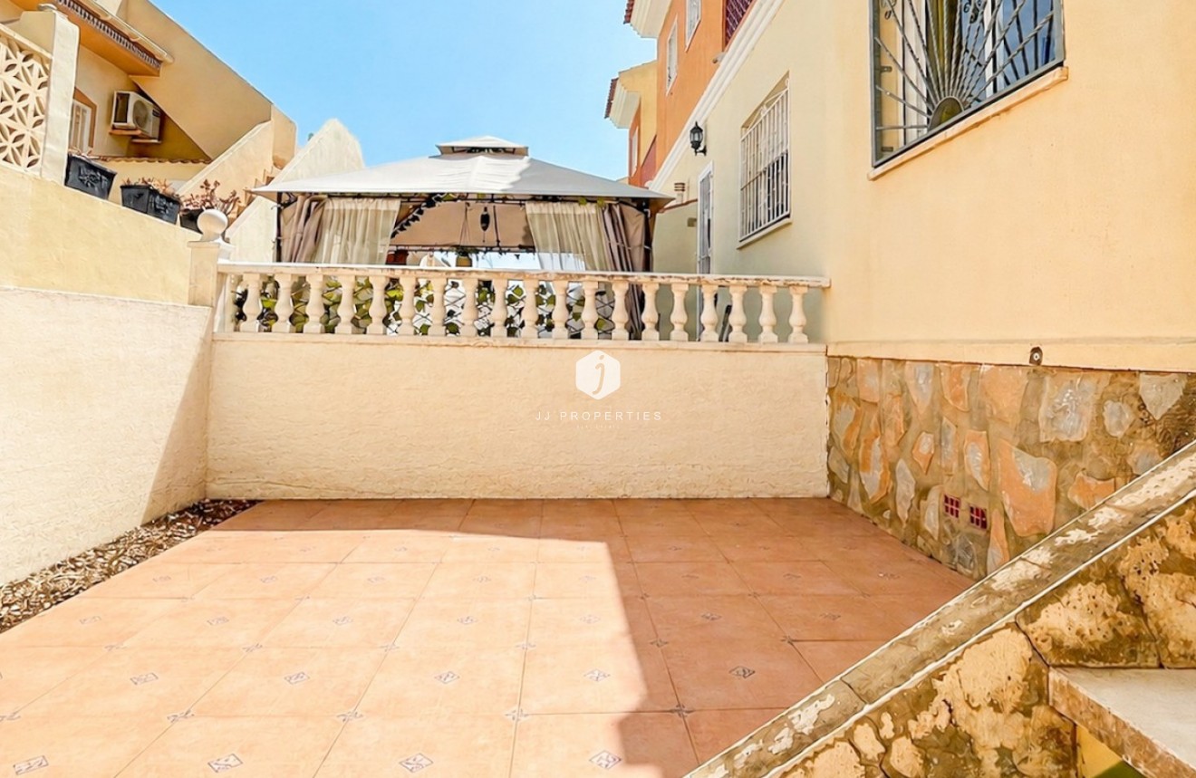 Segunda mano - Chalet -
Ciudad Quesada - Costa Blanca