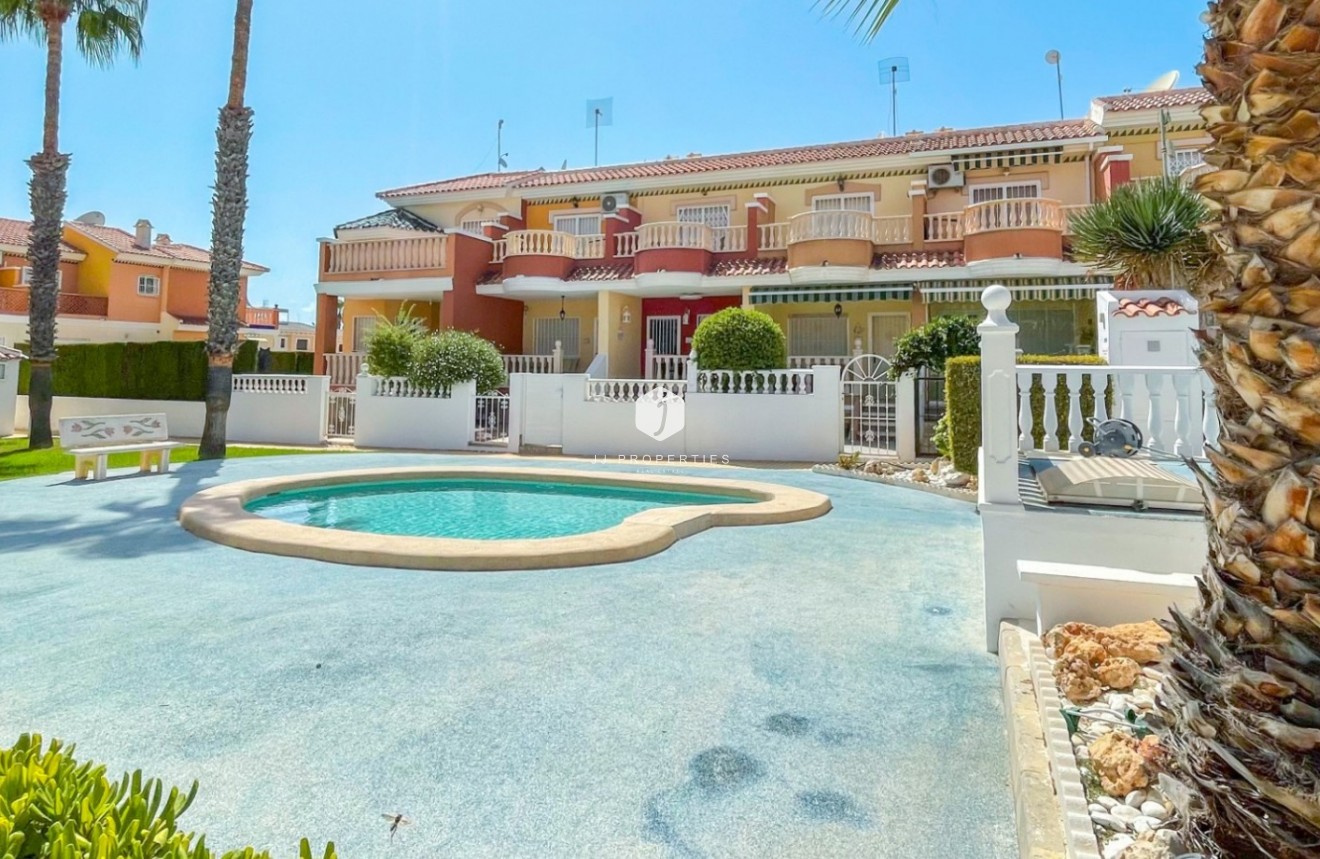 Segunda mano - Chalet -
Ciudad Quesada - Costa Blanca