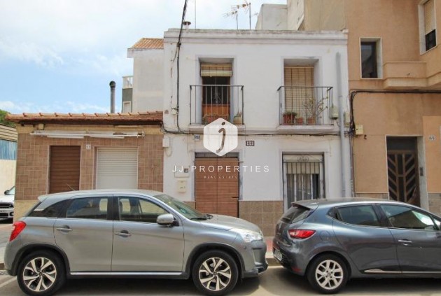 D'occasion - Chalet -
Guardamar del Segura - Centro