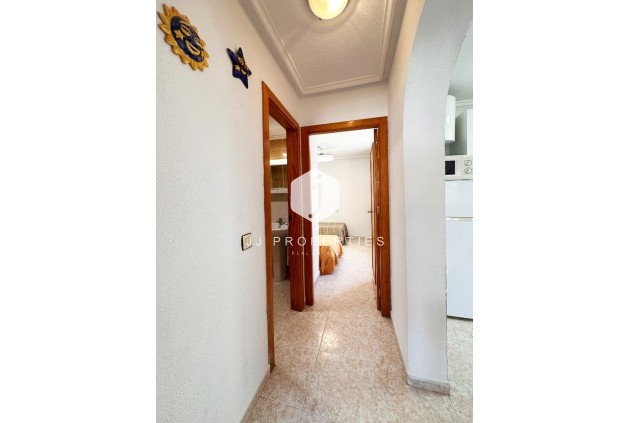 Tweedehands - Bungalow -
Torrevieja - Costa Blanca