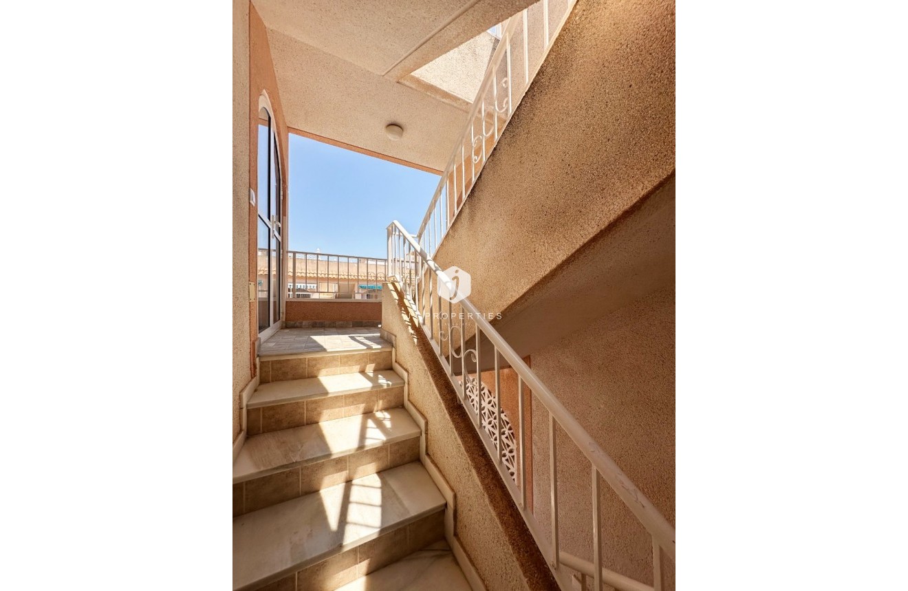 Tweedehands - Bungalow -
Torrevieja - Costa Blanca
