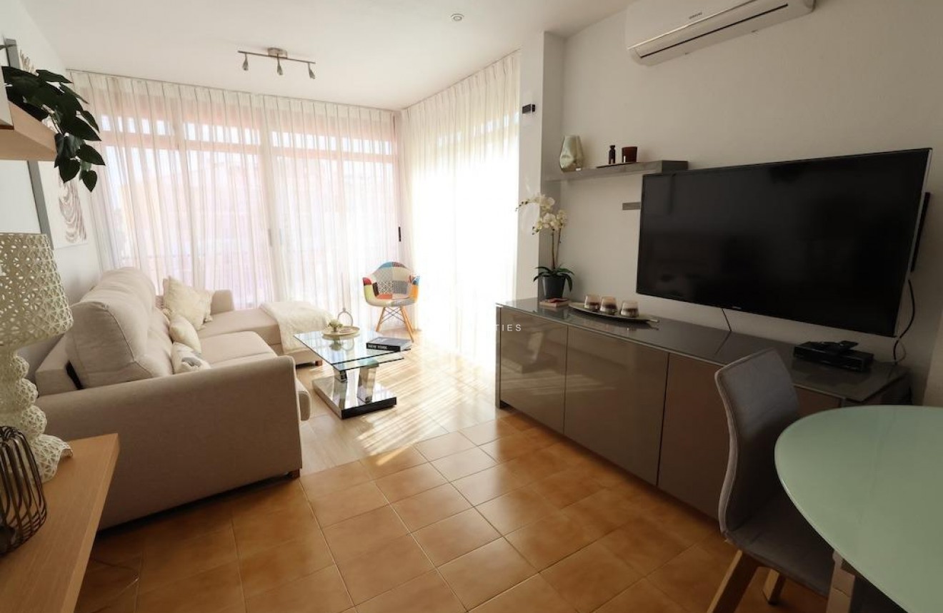 Tweedehands - Appartement / flat -
Torrevieja - Costa Blanca