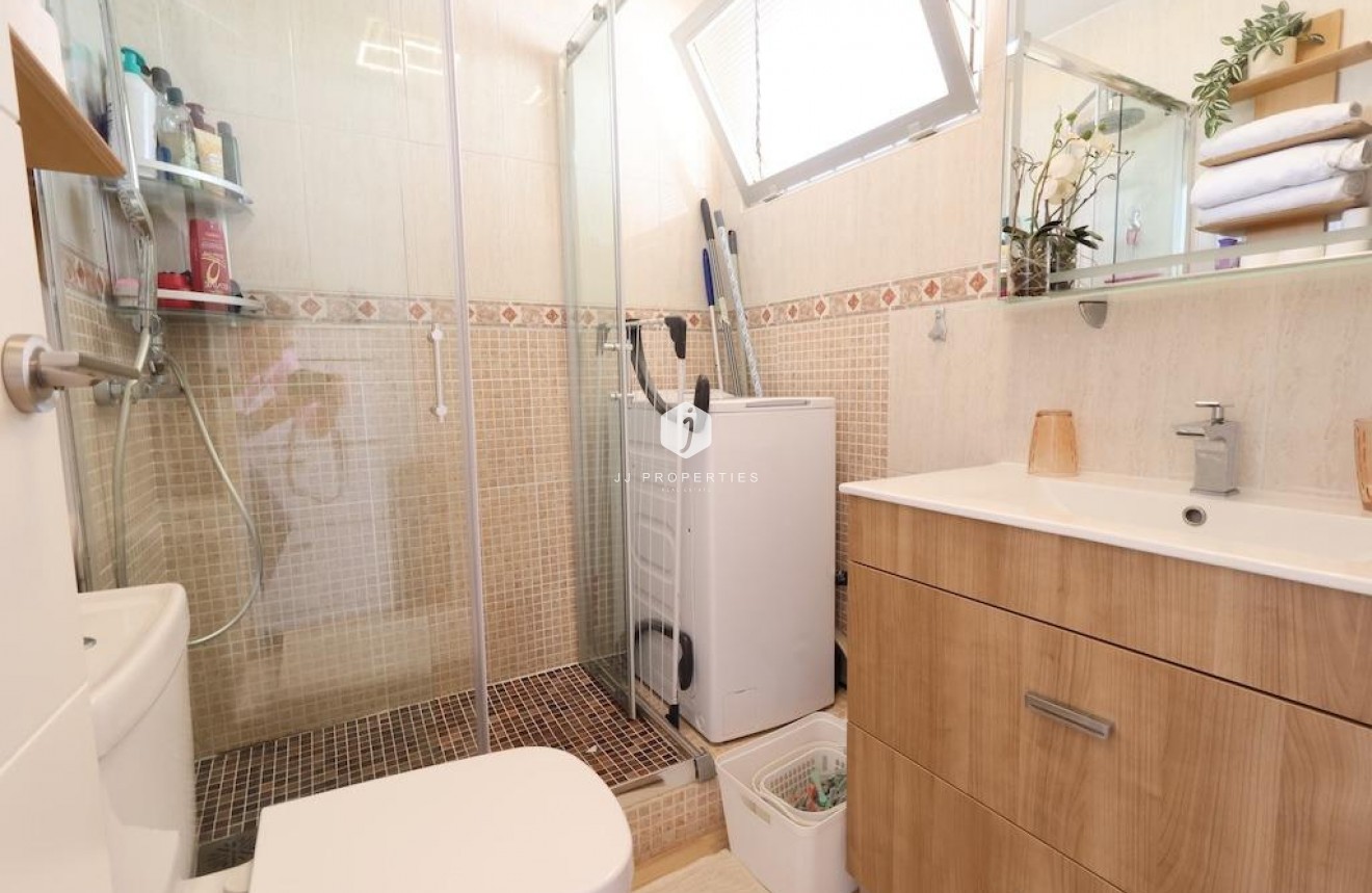 Tweedehands - Appartement / flat -
Torrevieja - Costa Blanca