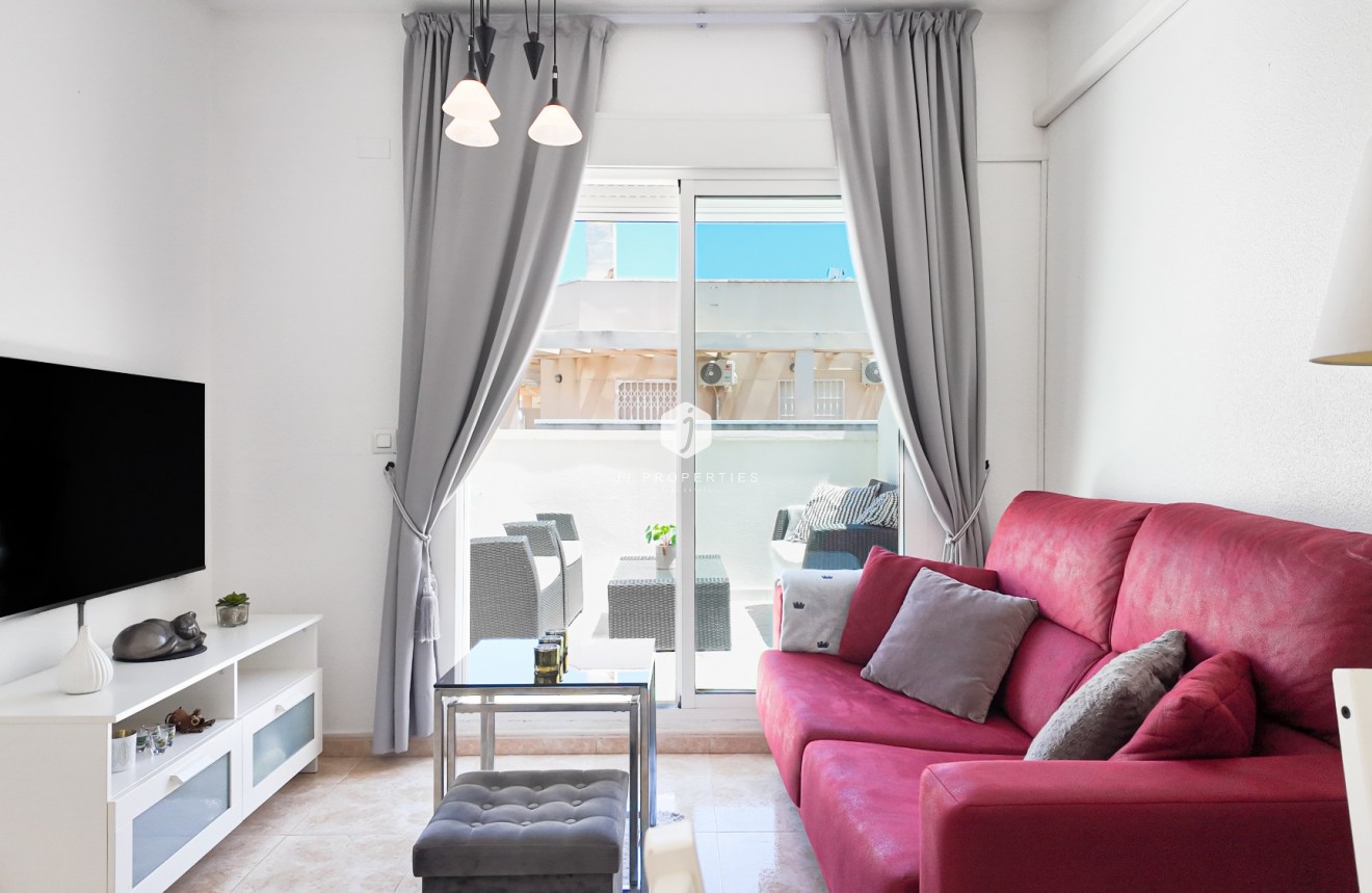 Resale - Apartment / flat -
Torrevieja - Costa Blanca