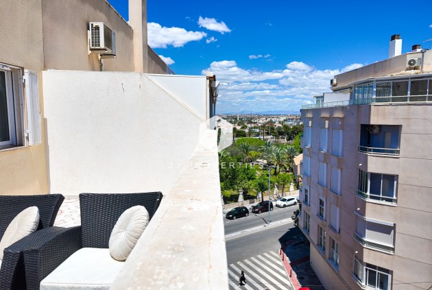 Resale - Apartment / flat -
Torrevieja - Costa Blanca