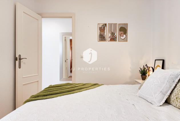 Resale - Apartment / flat -
Torrevieja - Costa Blanca
