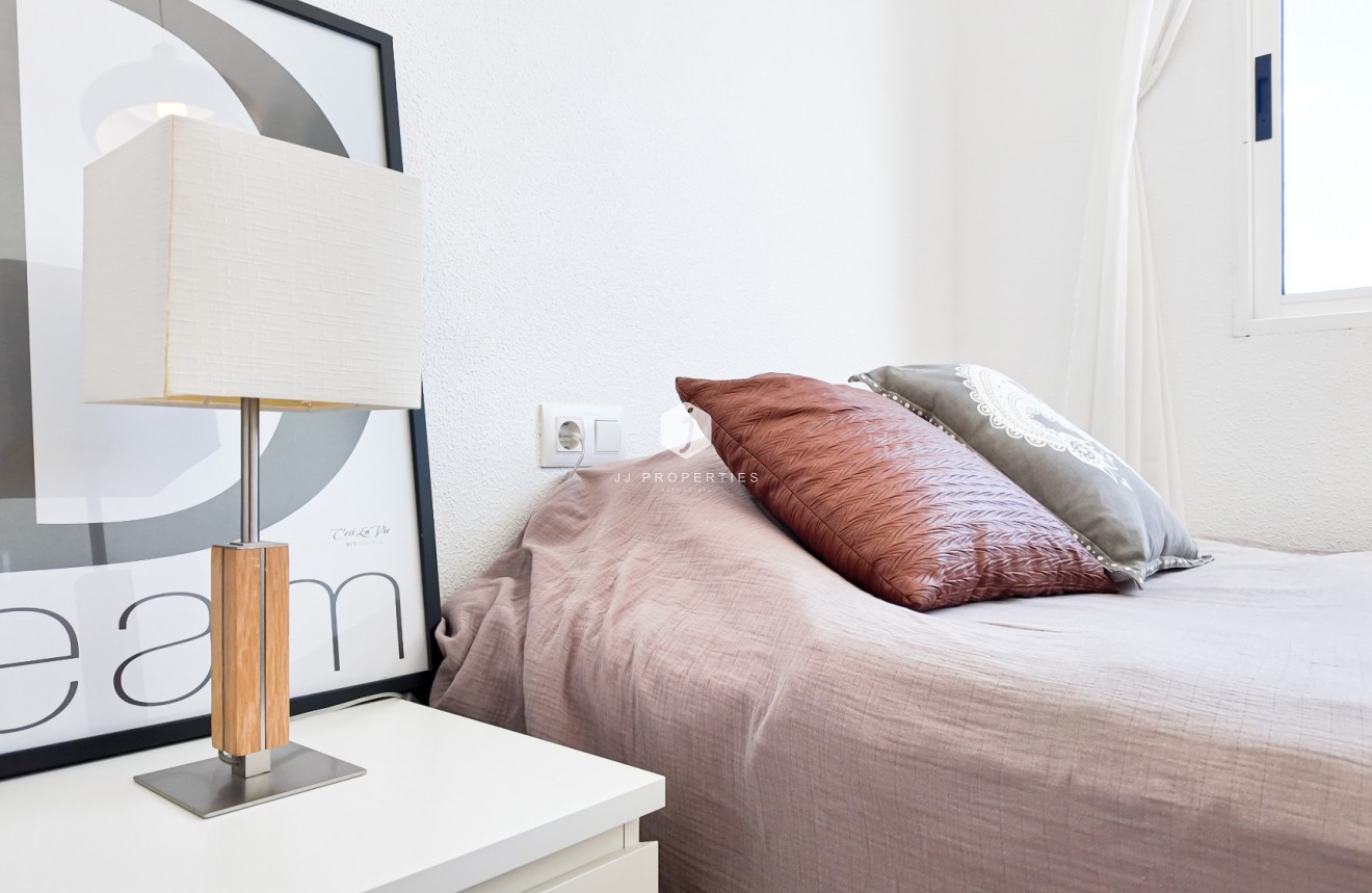 Resale - Apartment / flat -
Torrevieja - Costa Blanca
