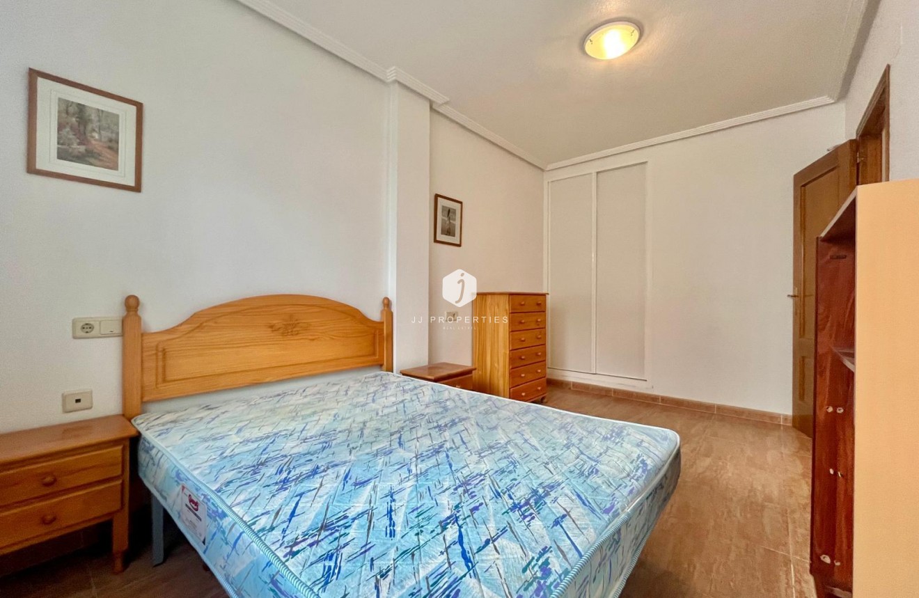 Aus zweiter Hand - Bungalow -
Orihuela Costa - La Chismosa