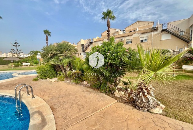 Aus zweiter Hand - Bungalow -
Orihuela Costa - La Chismosa