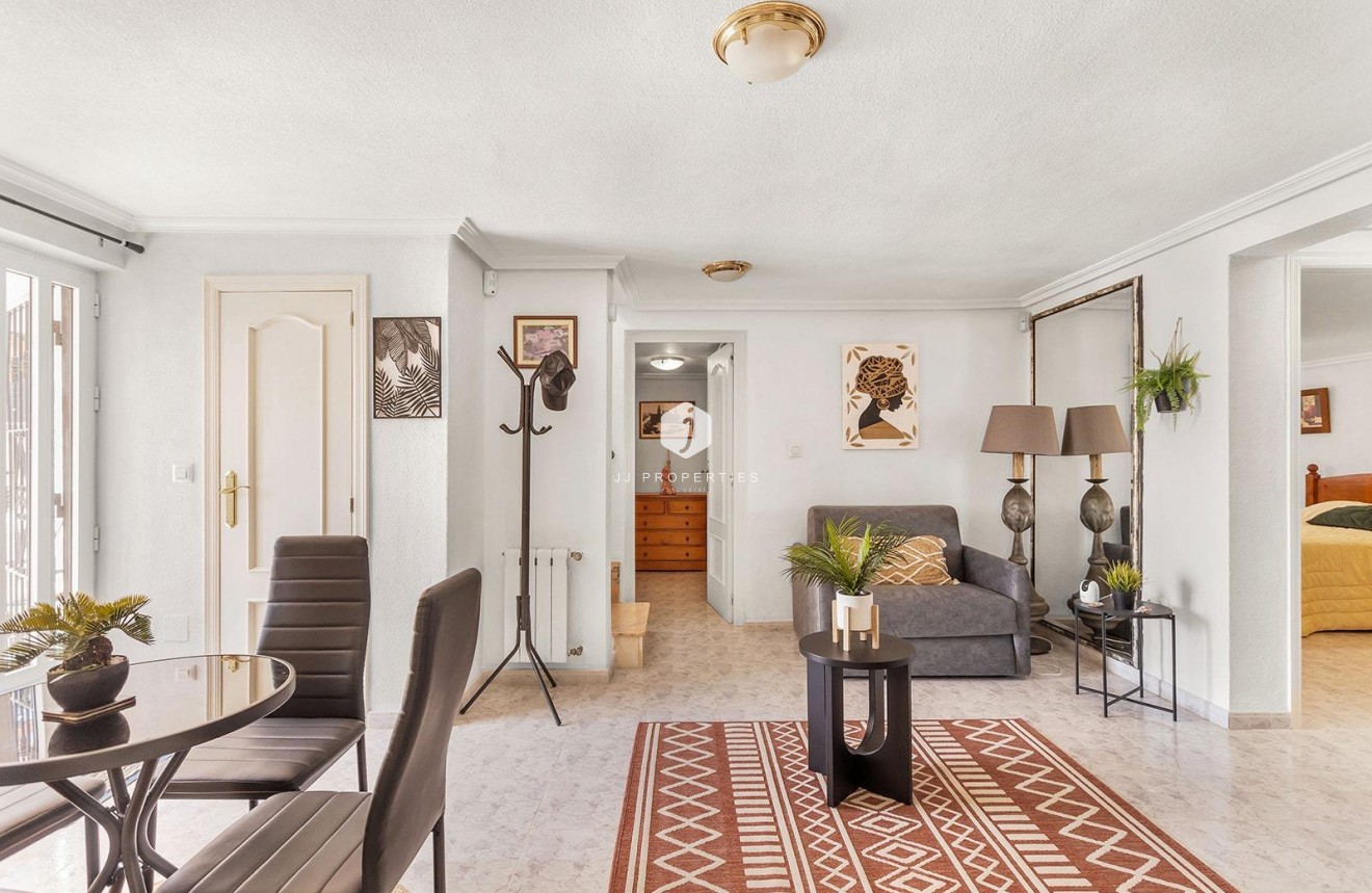 Resale - Villa -
Torrevieja - Los Balcones - Los Altos del Edén
