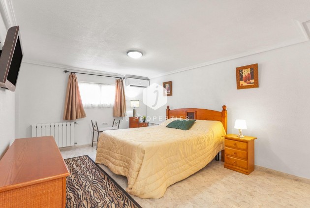 Resale - Villa -
Torrevieja - Los Balcones - Los Altos del Edén