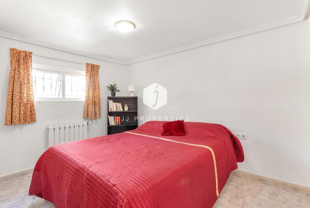 Resale - Villa -
Torrevieja - Los Balcones - Los Altos del Edén
