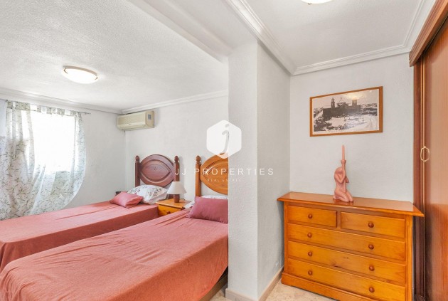Resale - Villa -
Torrevieja - Los Balcones - Los Altos del Edén