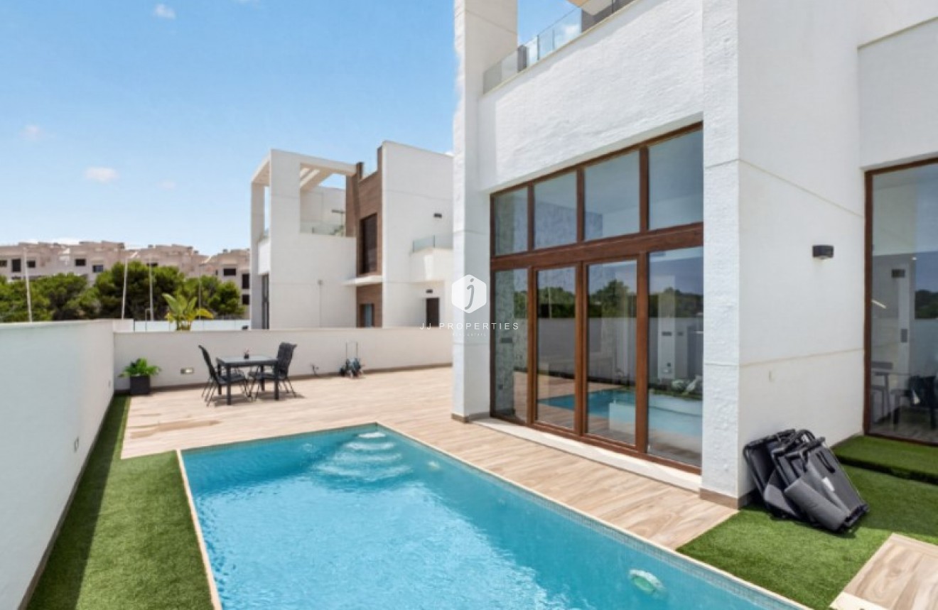Segunda mano - Villa -
Torrevieja - Costa Blanca