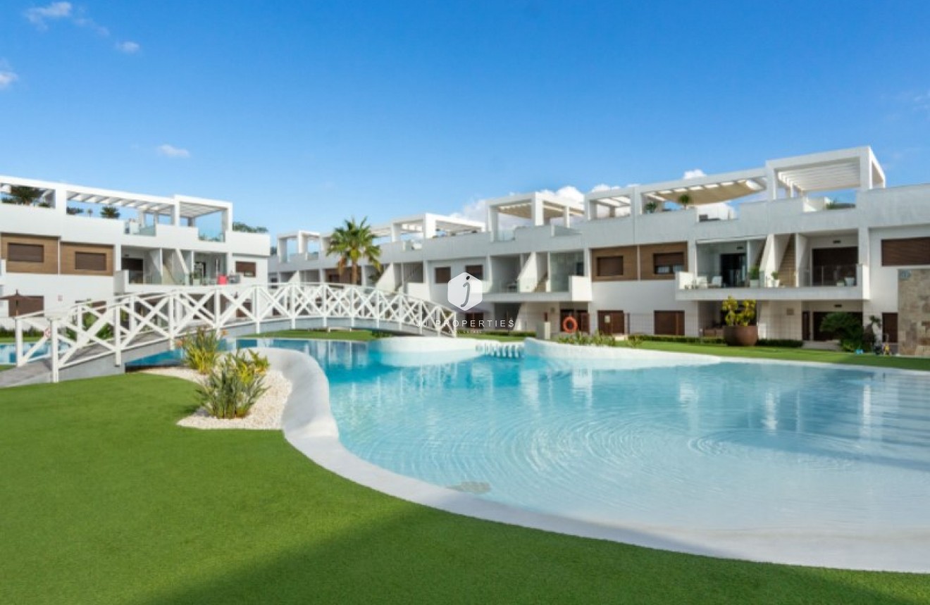Segunda mano - Villa -
Torrevieja - Costa Blanca