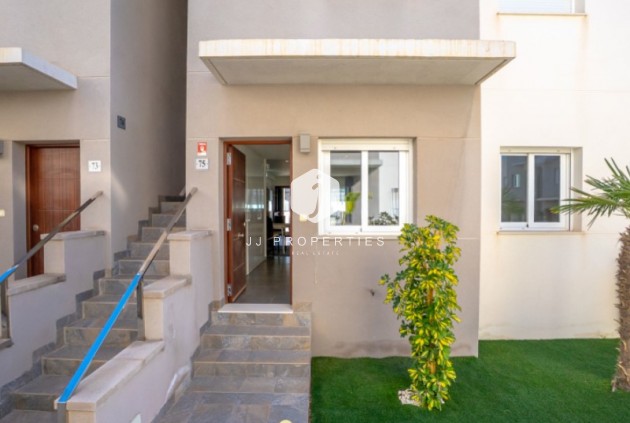 Tweedehands - Appartement / flat -
Torrevieja - Costa Blanca