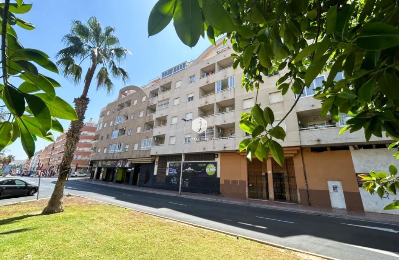 Aus zweiter Hand - Wohnung -
Torrevieja - Costa Blanca