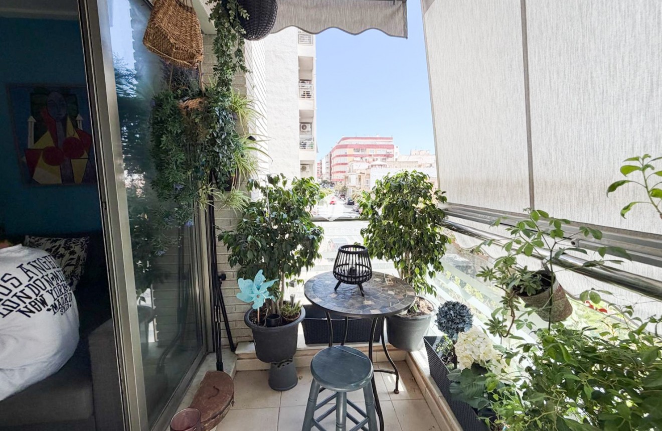 Tweedehands - Appartement / flat -
Torrevieja - Costa Blanca