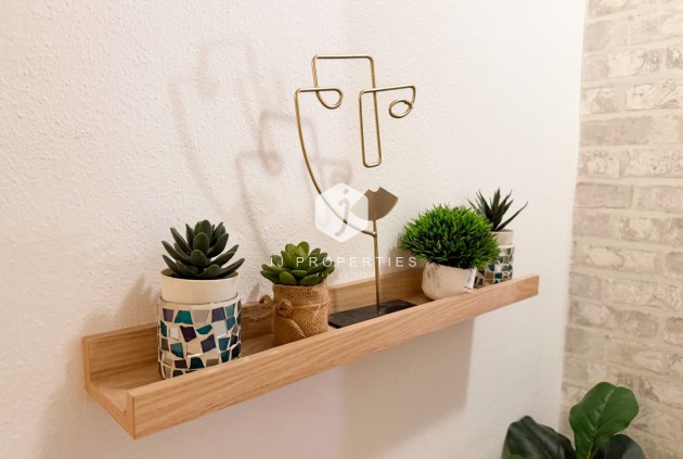 Tweedehands - Appartement / flat -
Torrevieja - Costa Blanca