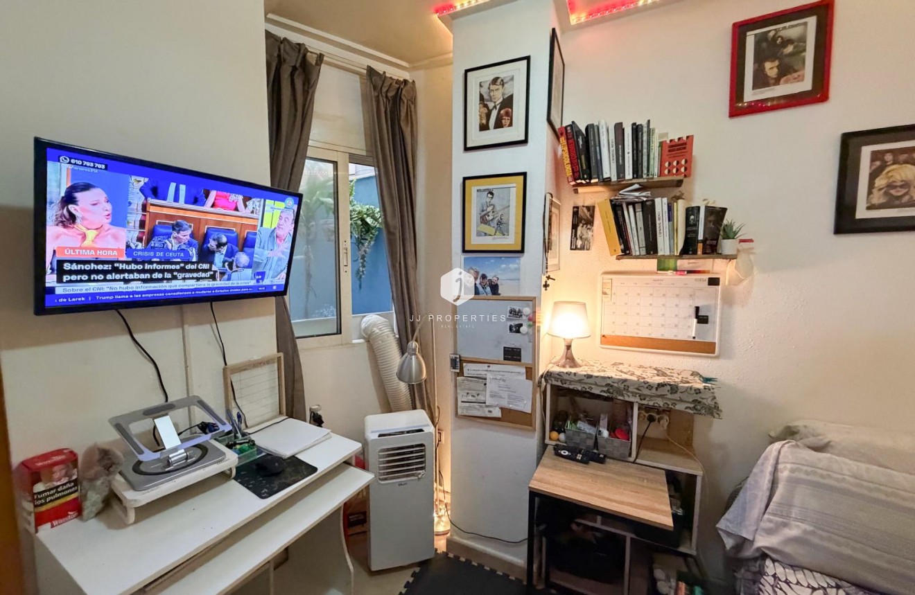 Tweedehands - Appartement / flat -
Torrevieja - Costa Blanca