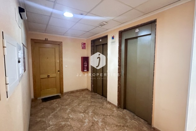 Tweedehands - Appartement / flat -
Torrevieja - Costa Blanca