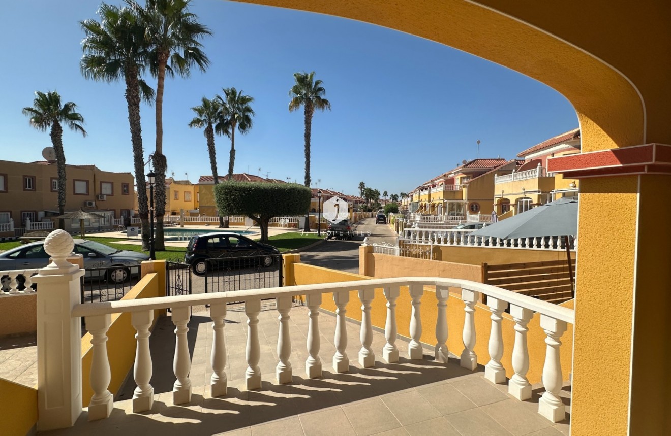 Tweedehands - Chalet -
Orihuela Costa - Costa Blanca