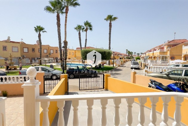 Tweedehands - Chalet -
Orihuela Costa - Costa Blanca
