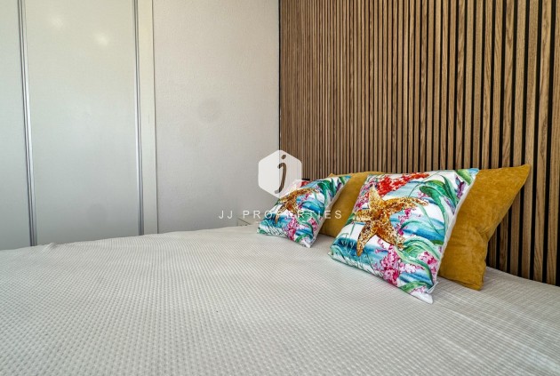 Tweedehands - Chalet -
Orihuela Costa - Costa Blanca