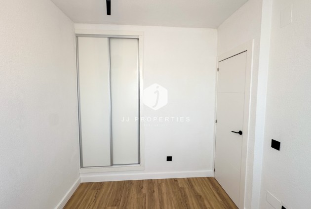 Tweedehands - Chalet -
Orihuela Costa - Costa Blanca