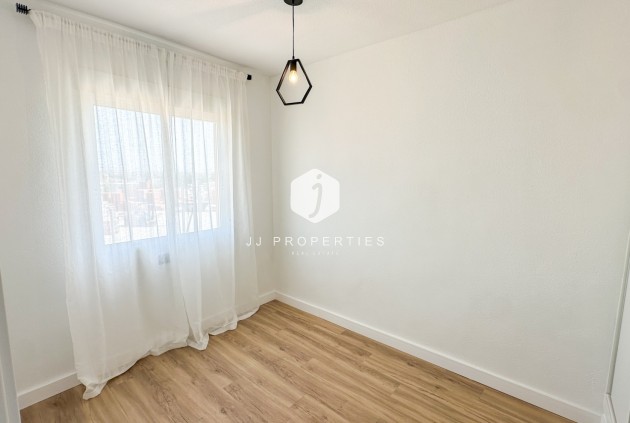 Tweedehands - Chalet -
Orihuela Costa - Costa Blanca