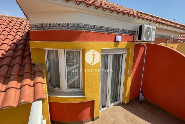 Tweedehands - Chalet -
Orihuela Costa - Costa Blanca