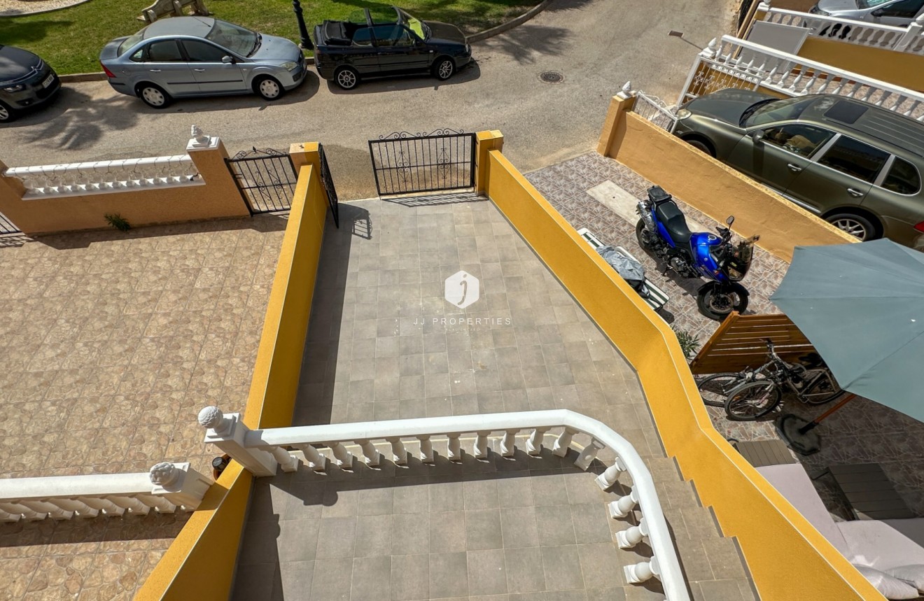 Tweedehands - Chalet -
Orihuela Costa - Costa Blanca