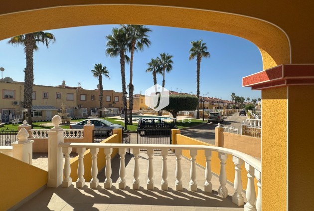 Tweedehands - Chalet -
Orihuela Costa - Costa Blanca