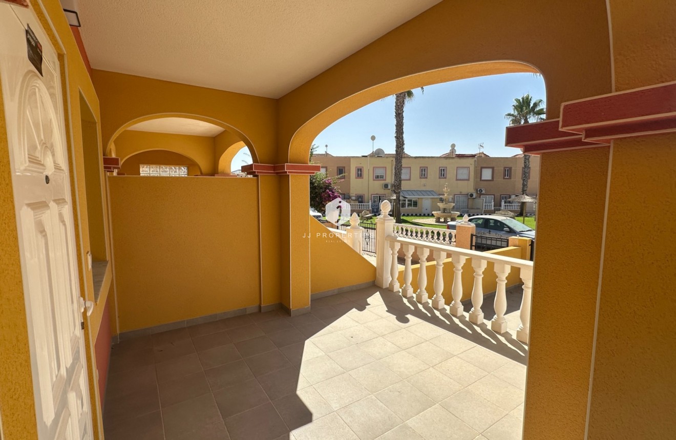 Tweedehands - Chalet -
Orihuela Costa - Costa Blanca