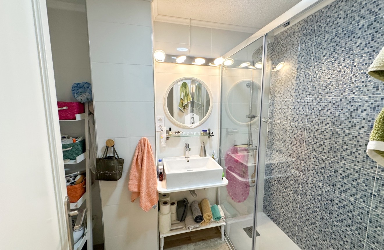 Tweedehands - Appartement / flat -
Torrevieja - Costa Blanca