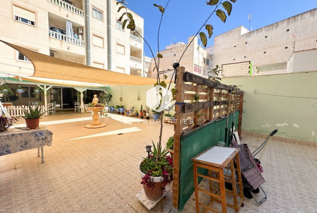Tweedehands - Appartement / flat -
Torrevieja - Costa Blanca