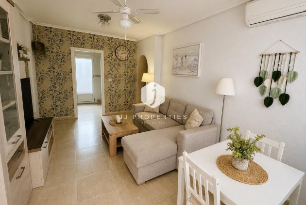 Aus zweiter Hand - Bungalow -
Orihuela Costa - Costa Blanca
