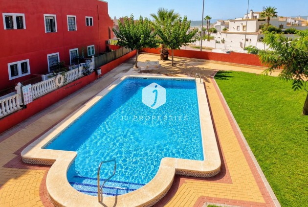 Aus zweiter Hand - Bungalow -
Orihuela Costa - Costa Blanca
