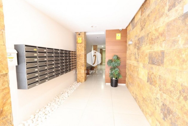 Resale - Apartment / flat -
Torrevieja - Costa Blanca
