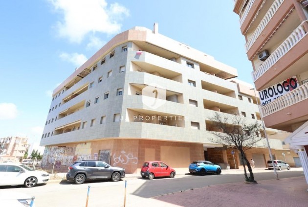 Resale - Apartment / flat -
Torrevieja - Costa Blanca