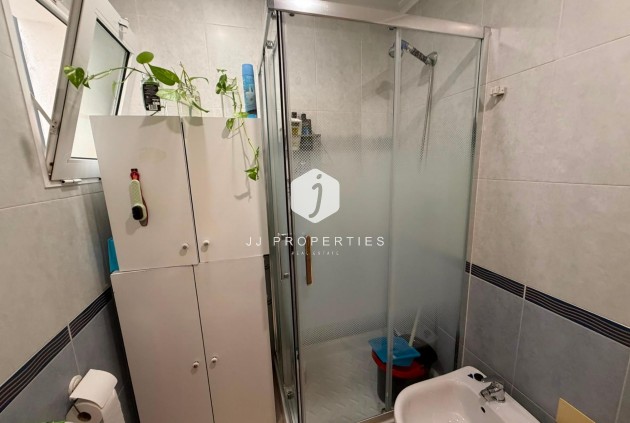 Tweedehands - Appartement / flat -
Torrevieja - Estacion de autobuses