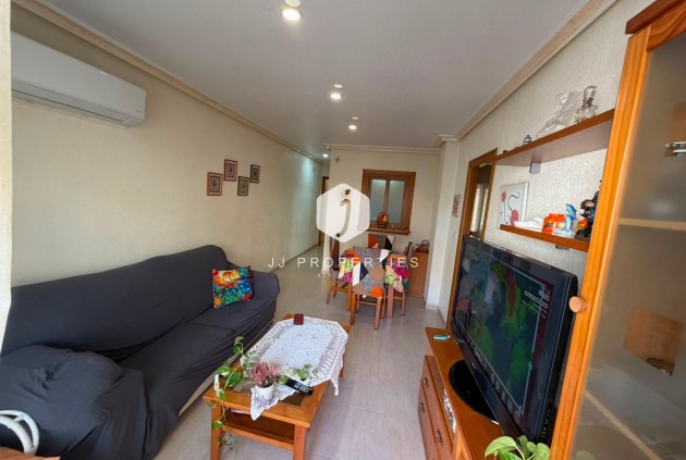 Tweedehands - Appartement / flat -
Torrevieja - Estacion de autobuses