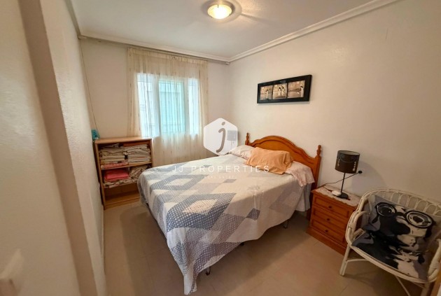 Tweedehands - Appartement / flat -
Torrevieja - Estacion de autobuses
