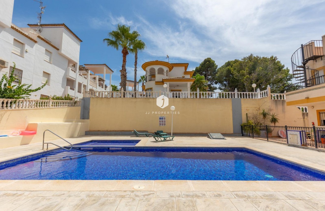 Segunda mano - Apartamento / piso -
Orihuela Costa - Villamartín
