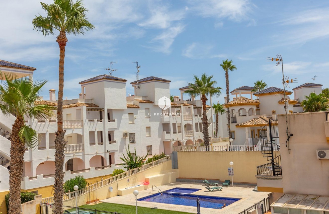 Segunda mano - Apartamento / piso -
Orihuela Costa - Villamartín
