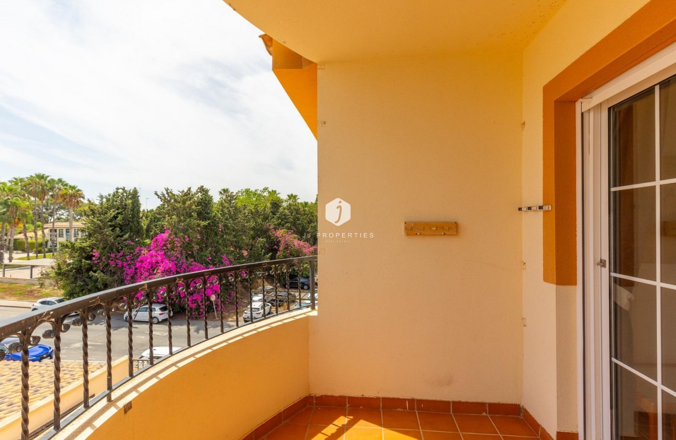 Segunda mano - Apartamento / piso -
Orihuela Costa - Villamartín