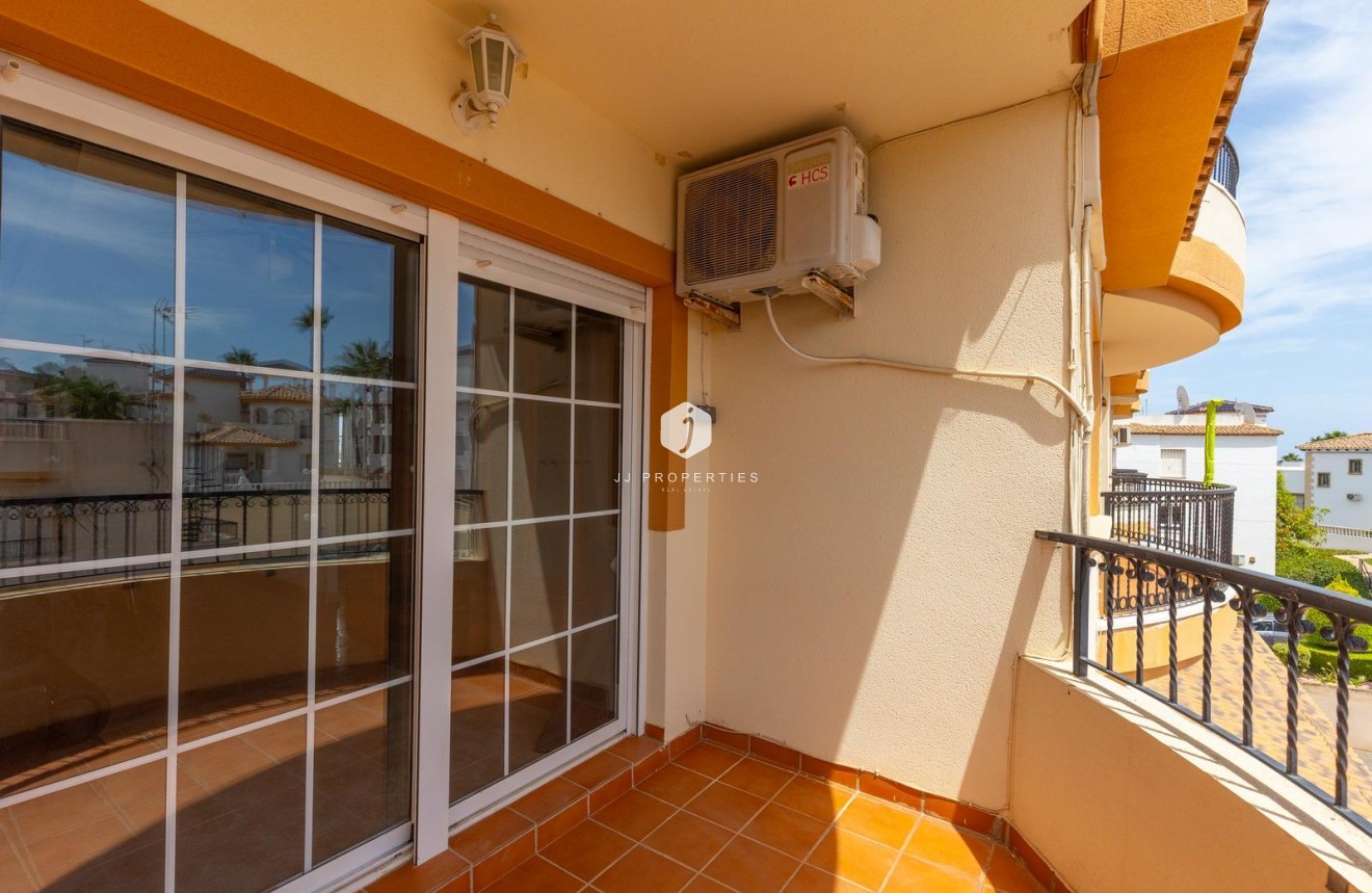 Segunda mano - Apartamento / piso -
Orihuela Costa - Villamartín